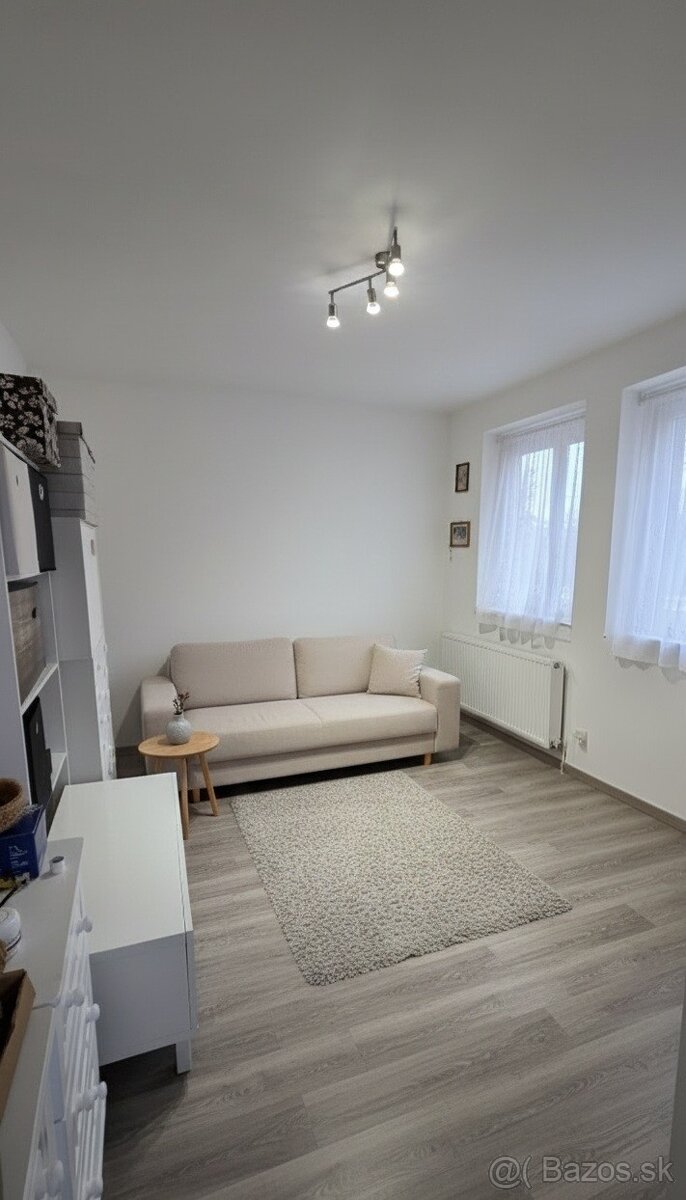 Rodinný dom Jasovská Košice - PEREŠ - 13