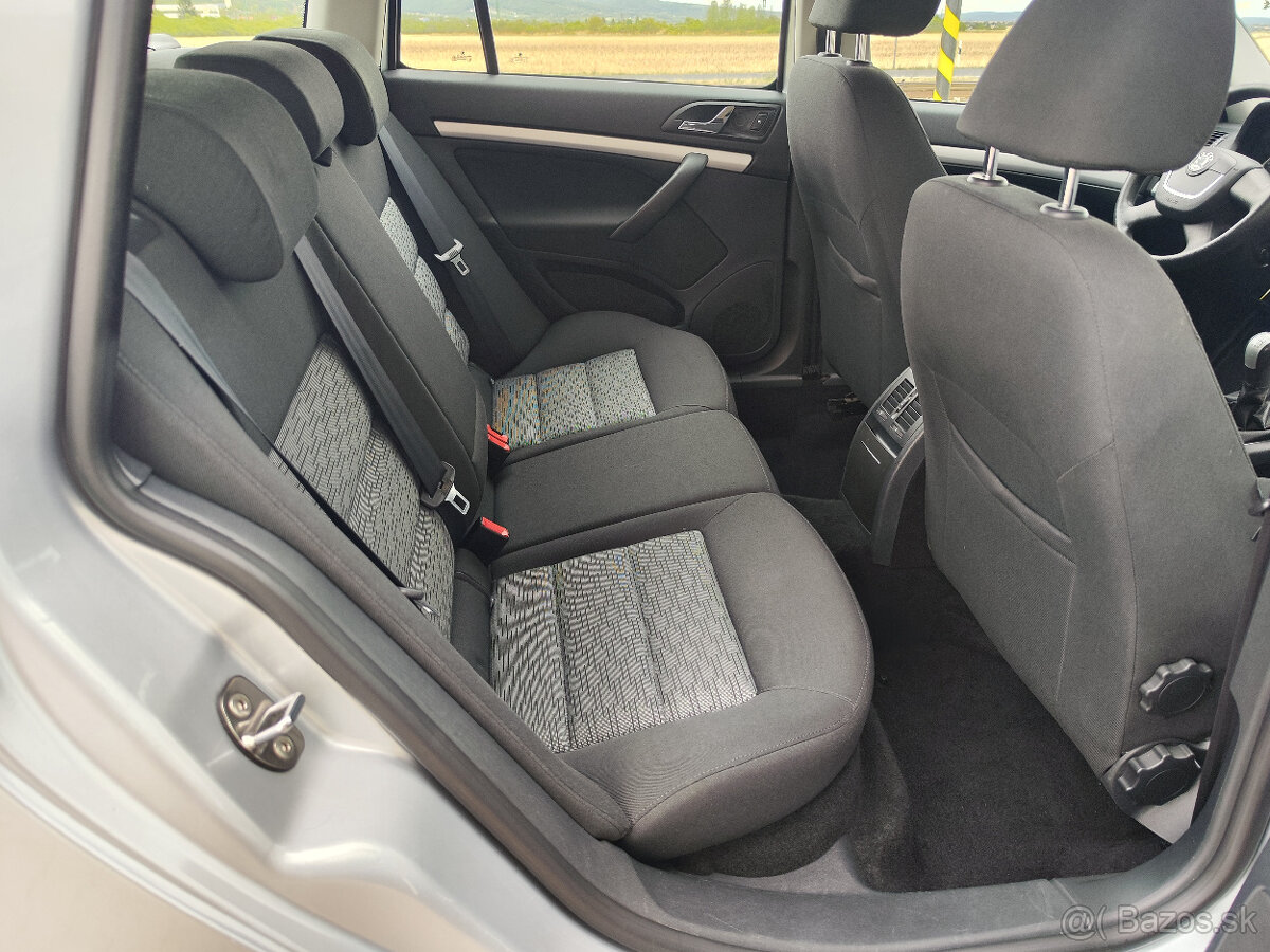 Škoda Octavia Combi 1.6 TDI CR DPF 4x4 - 13