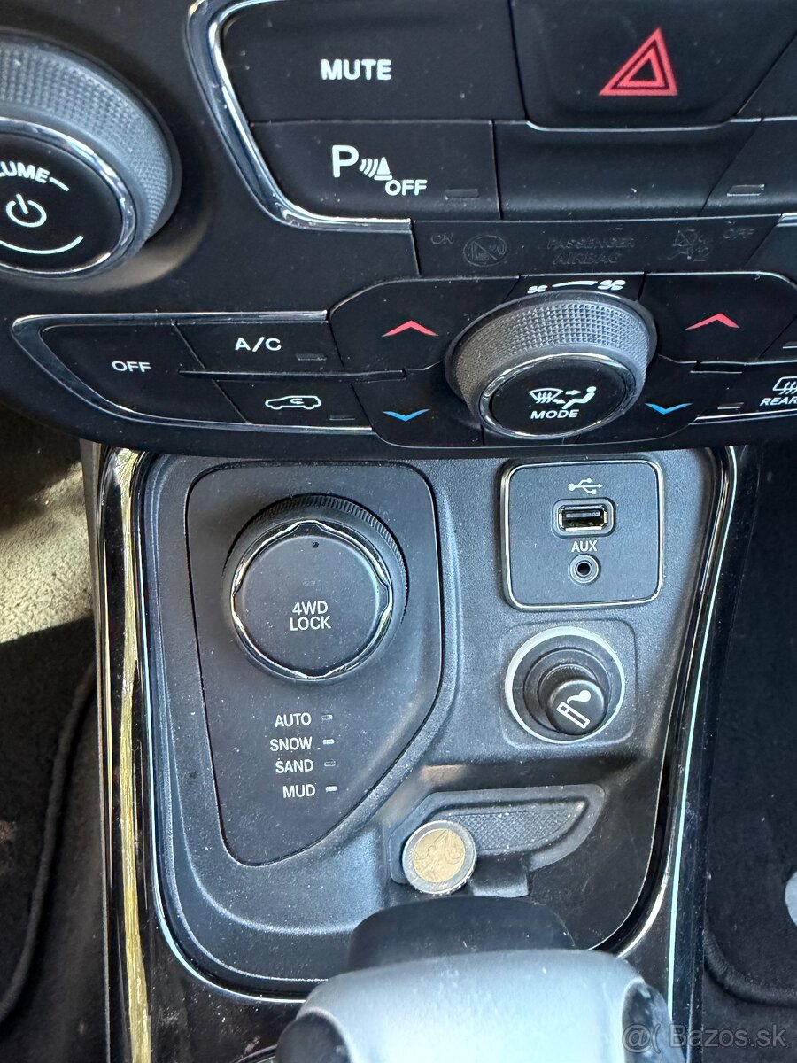 Jeep Compass - 13