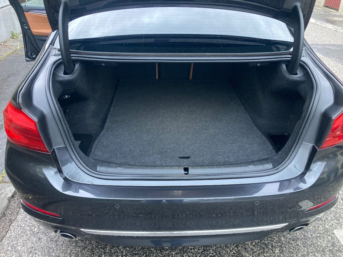 BMW 520xd A/T Lucury Line 4X4 - 13