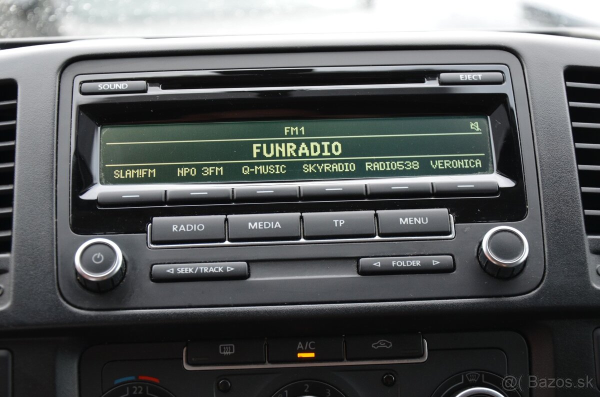 Volkswagen T5 Transporter Shuttle 2.0 TDI - 13