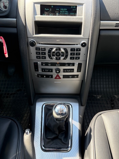 Peugeot 407 2.2 HDi Executive FAP - 13