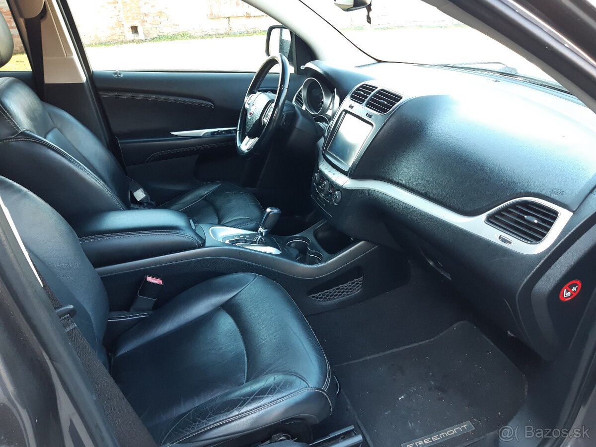 Fiat Freemont 2.0 16V MultiJet 4x4 A/T 7miest - 13