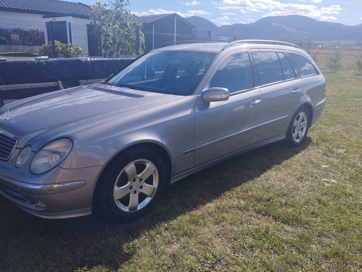 Mercedes e w211 - 13