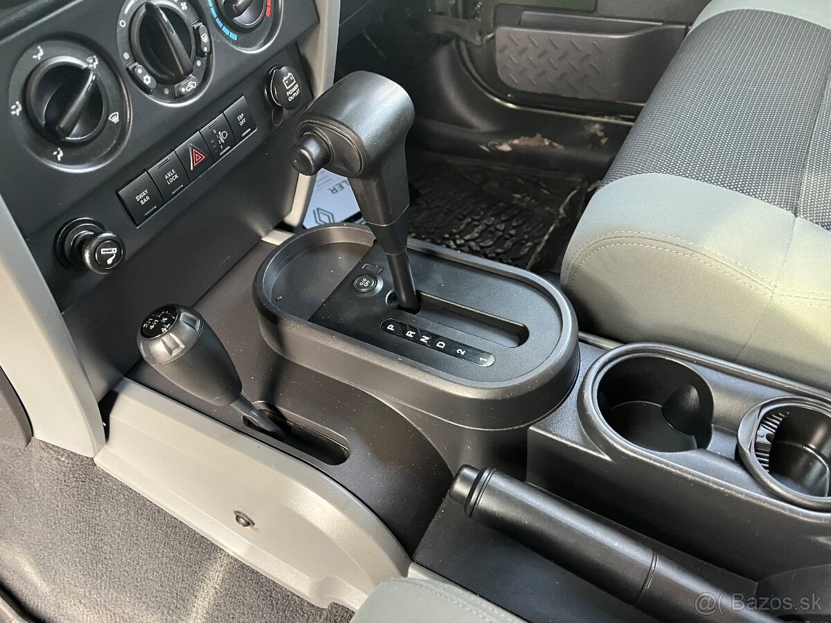 Jeep Wrangler 2.8 CRDi Sport A5 - 13