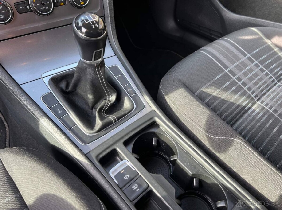 VW Golf 1.6 TDI 81 kW Variant Lounge 2016 klima 222tkm 2016 - 13