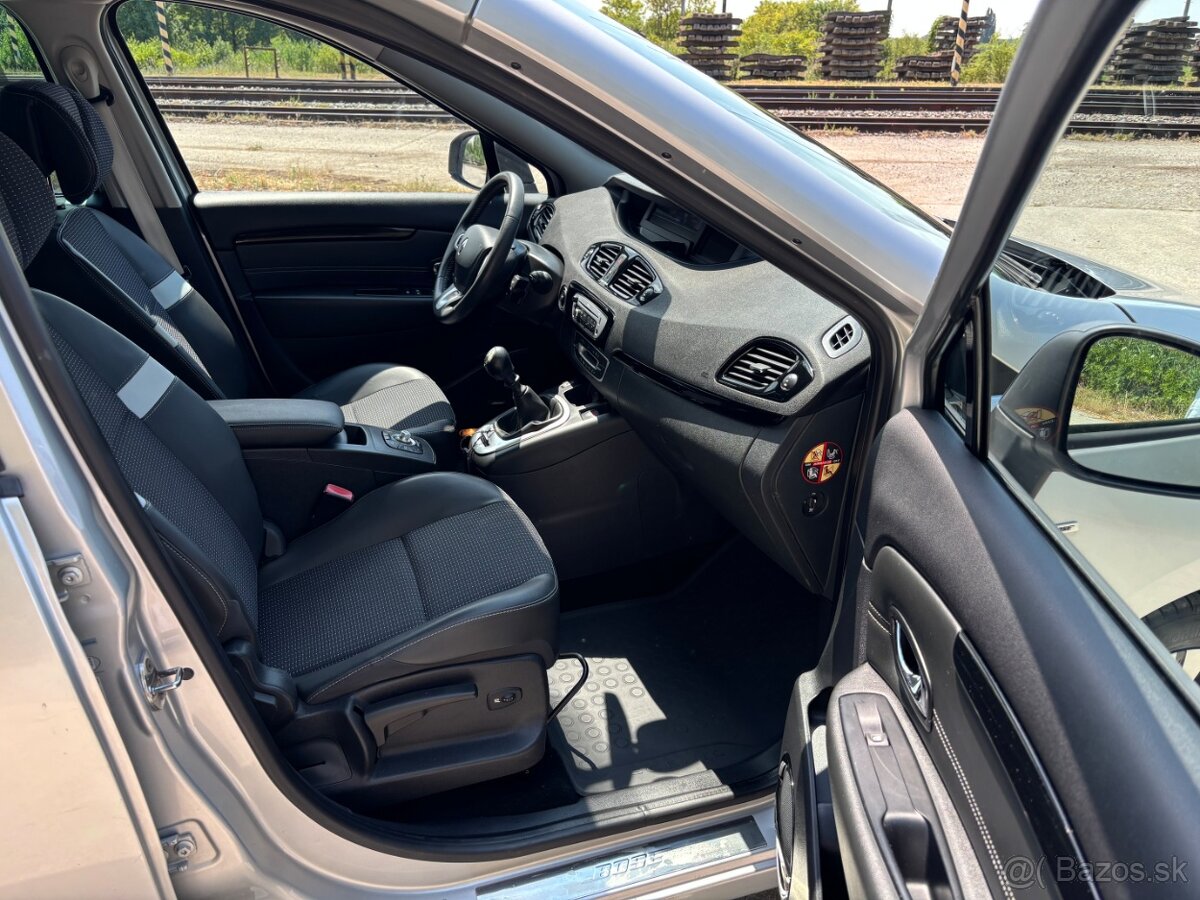 Renault Scenic 1.5 dCi Bose - 13