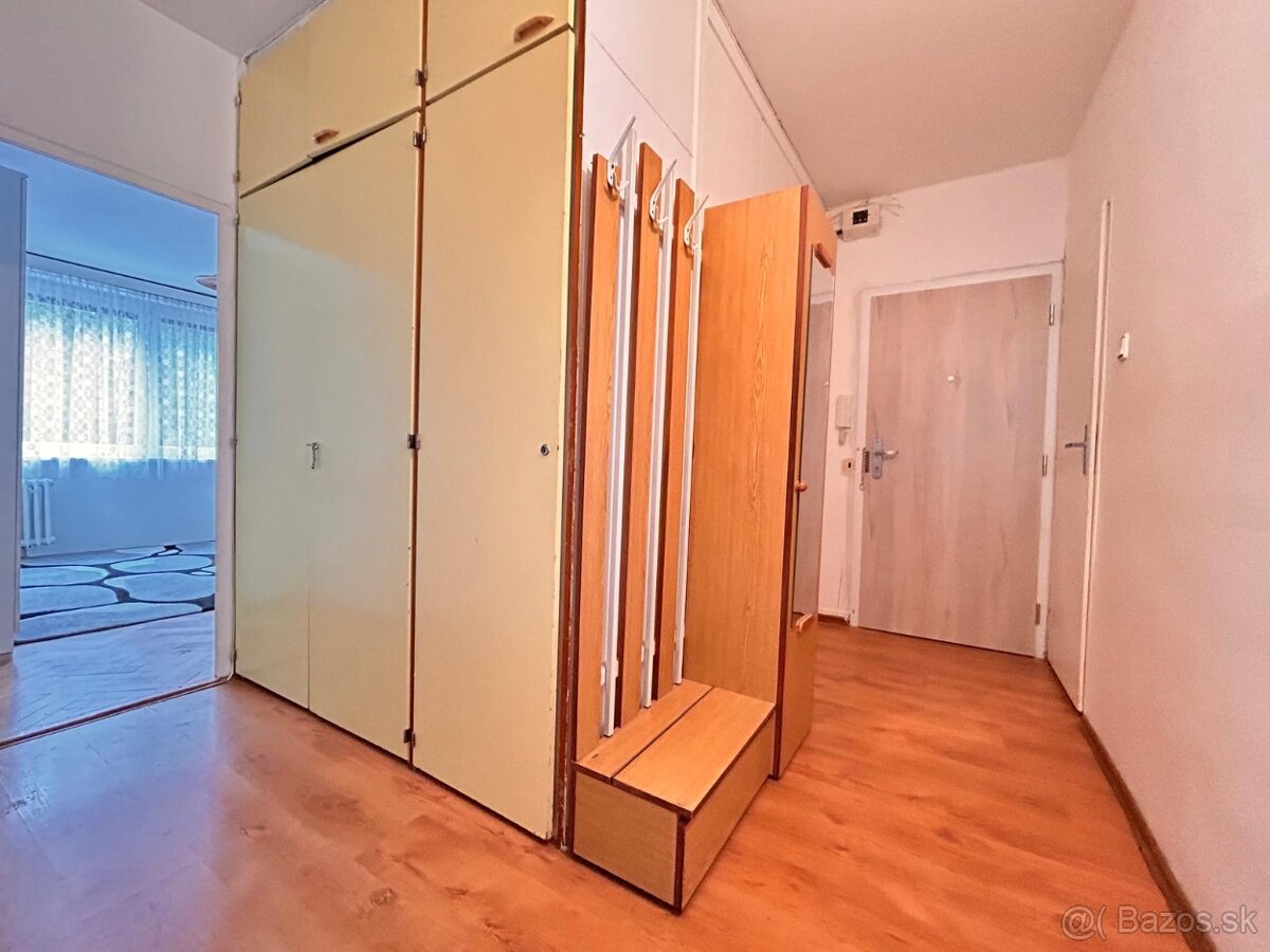 Exkluzívne na prenájom 4 izbový byt v Nitre - Chrenová 1 - 13