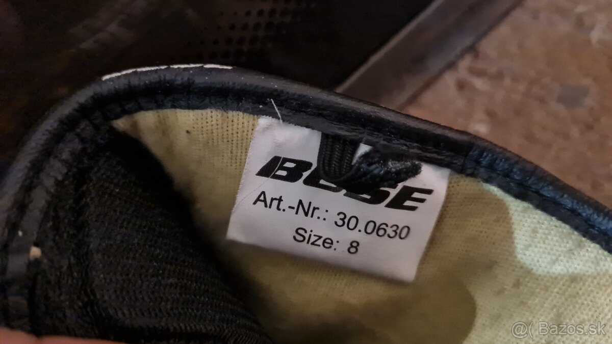 Prilby , cizmy , rukavice - 13