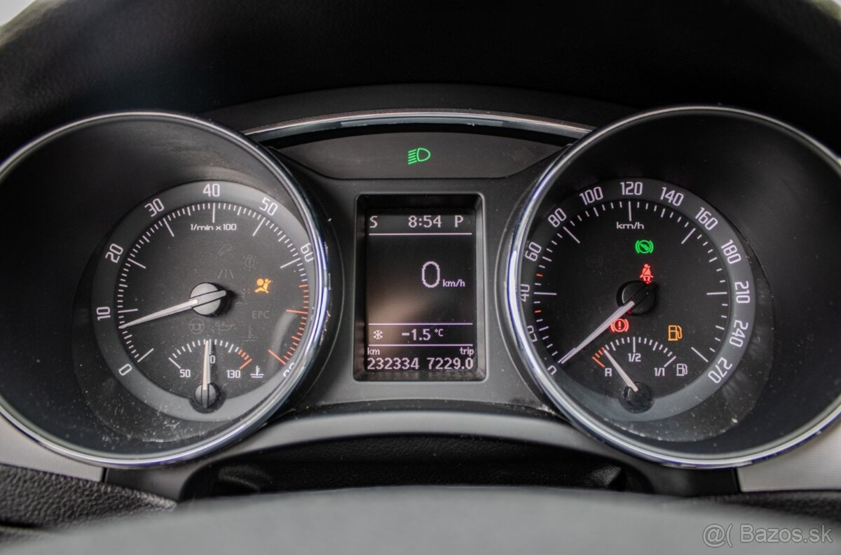 Škoda Superb Combi 1.8 TSI Comfort DSG - 13