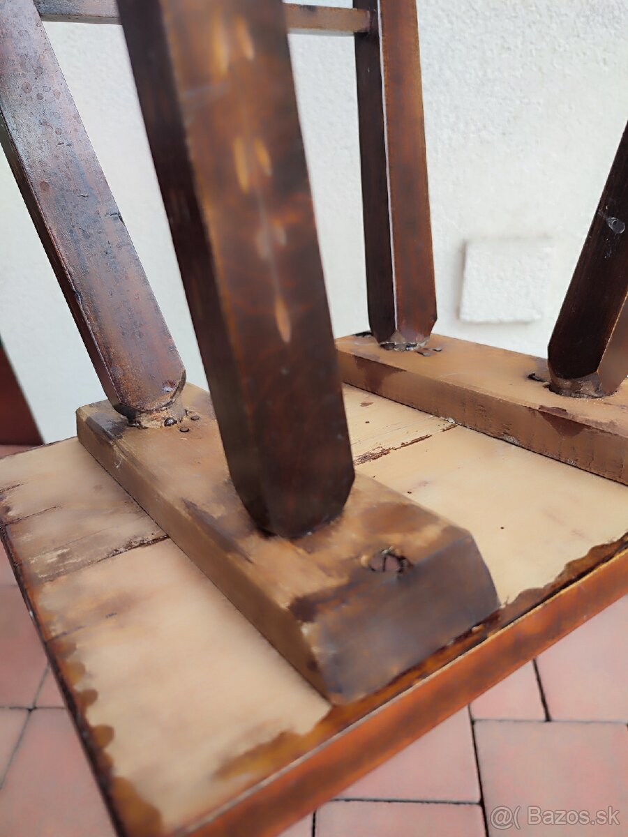 Ľudový nábytok - 13