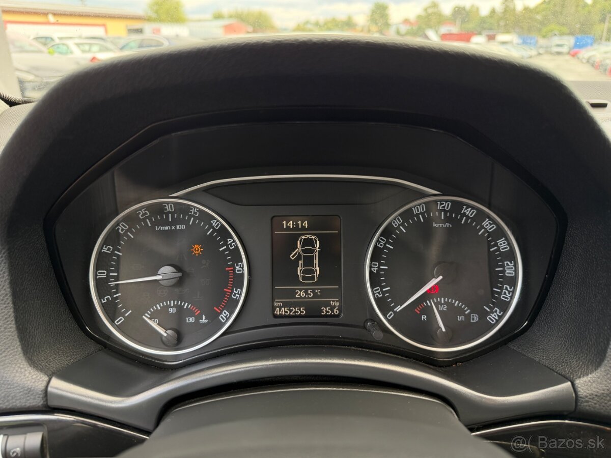 Škoda Octavia Combi 2.0 TDI PD L&K - 13