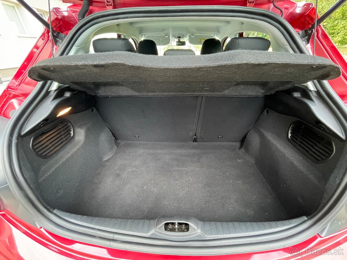 Peugeot 208 1.2i 2017 - 13