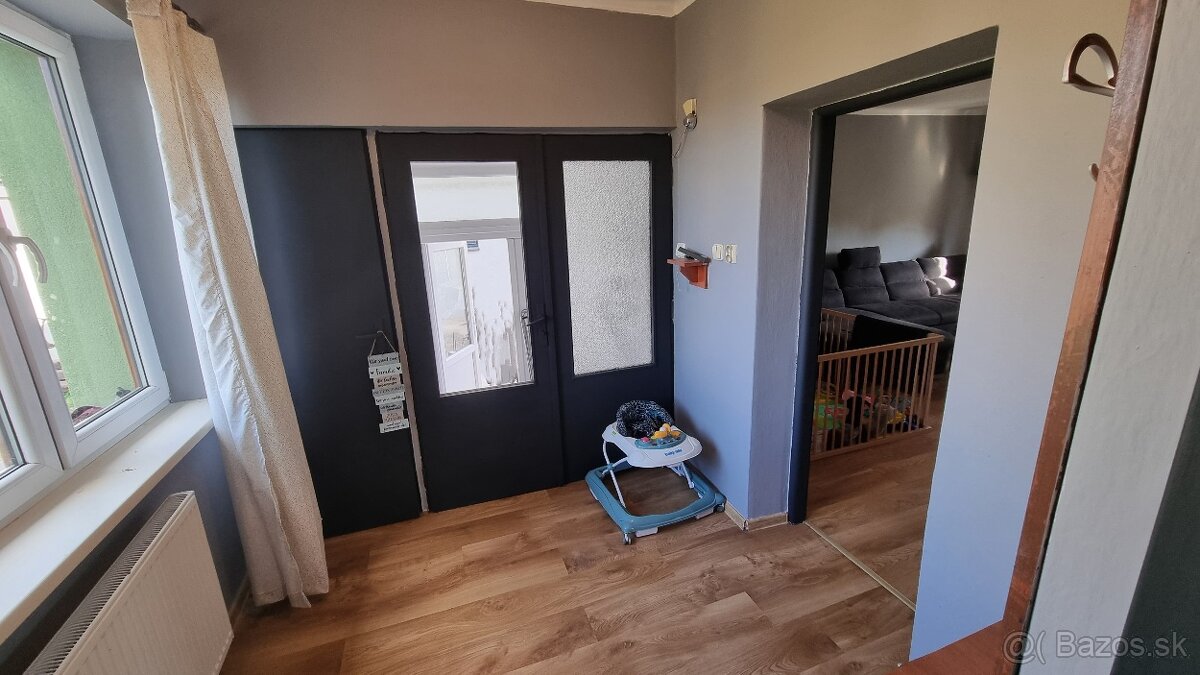 Zrekonštruovaný rodinný dom, 1765m2 pozemok, Očkov - 13