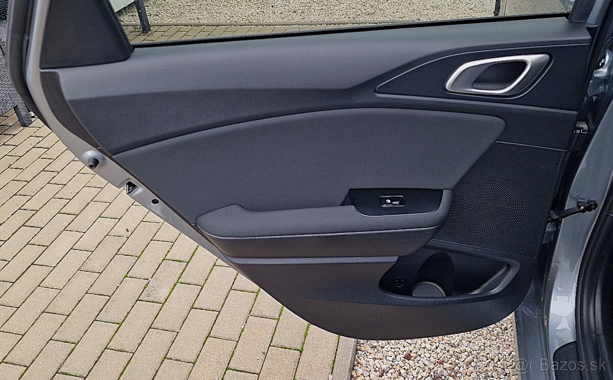 KIA CEED 1.5 T-GDI GOLD A/T / MOZNY ODPOCET DPH - 13