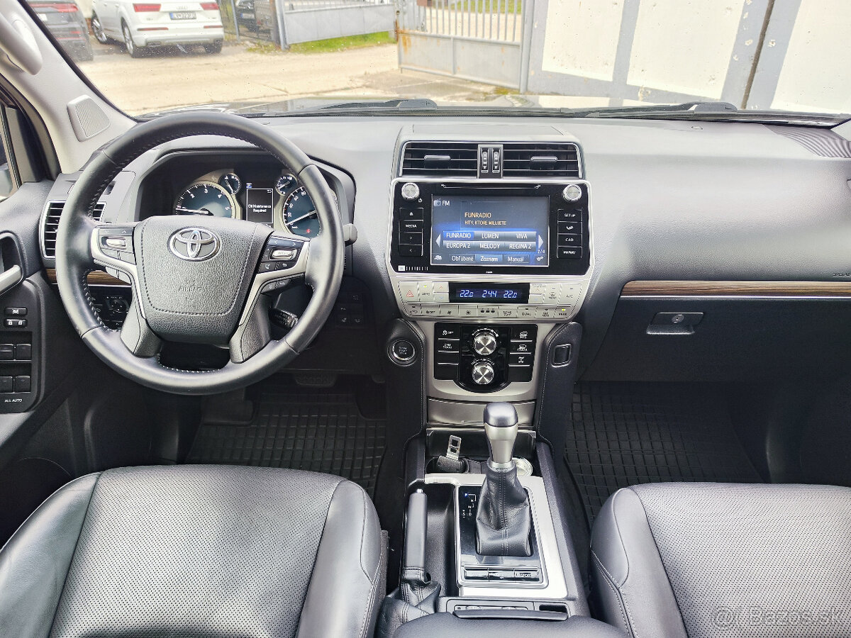 Toyota Land Cruiser 2.8 D-4D Executive A/T - 13