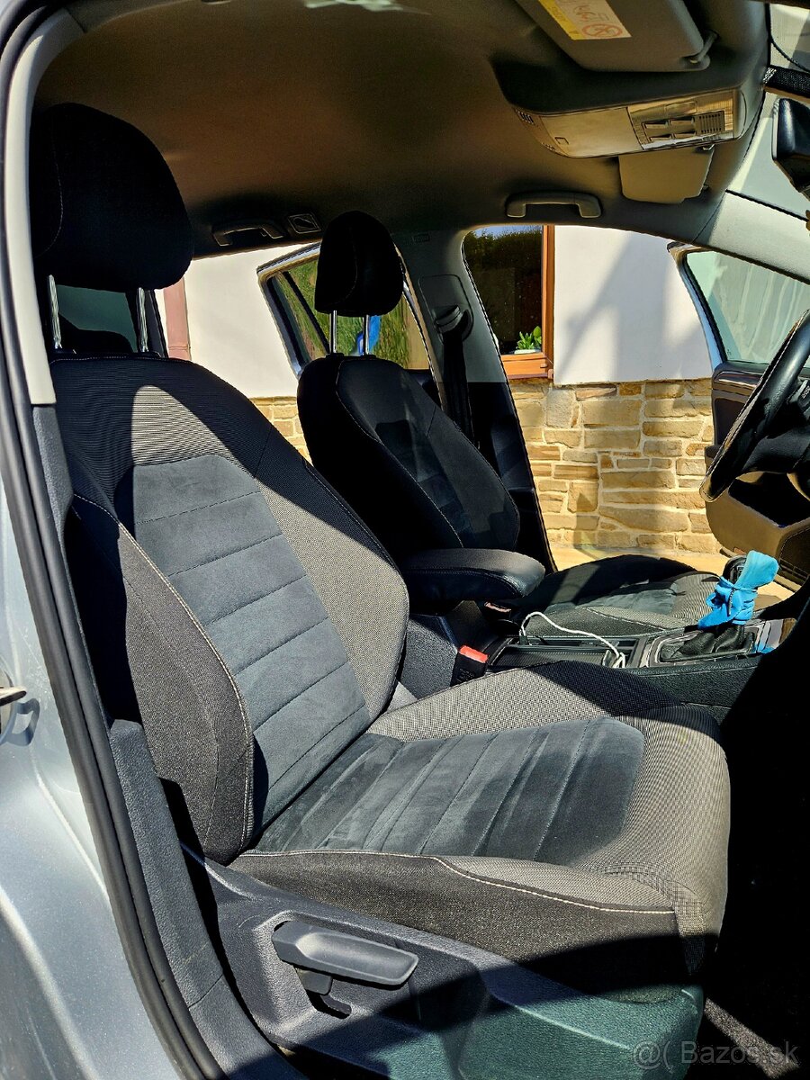 Predám VW golf 7 2.0tdi 110kw - 13