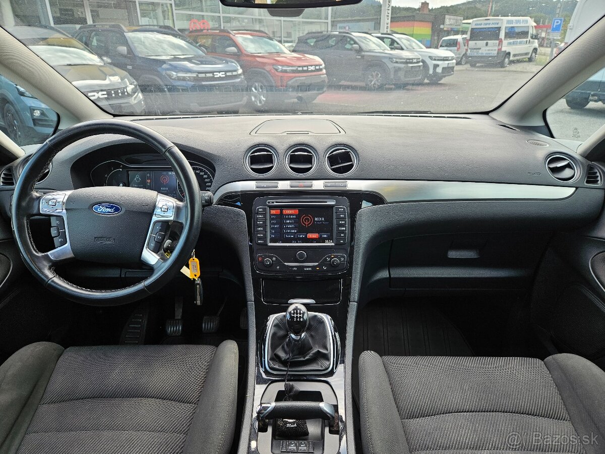 Ford S-MAX, 7-místný, 2 l, diesel - 13