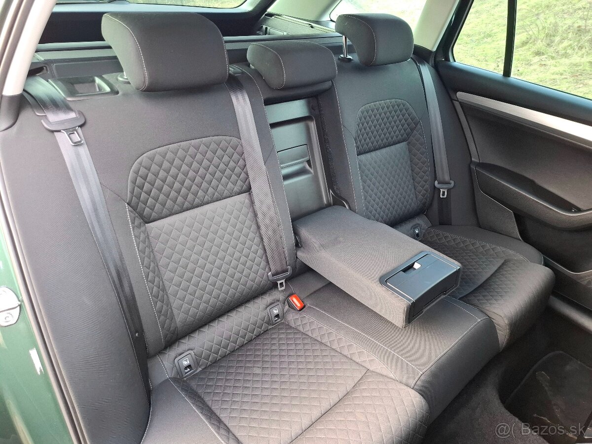 Škoda Superb Combi iV 1.4 TSI PHEV ,DSG 115kW A6,panorama - 13