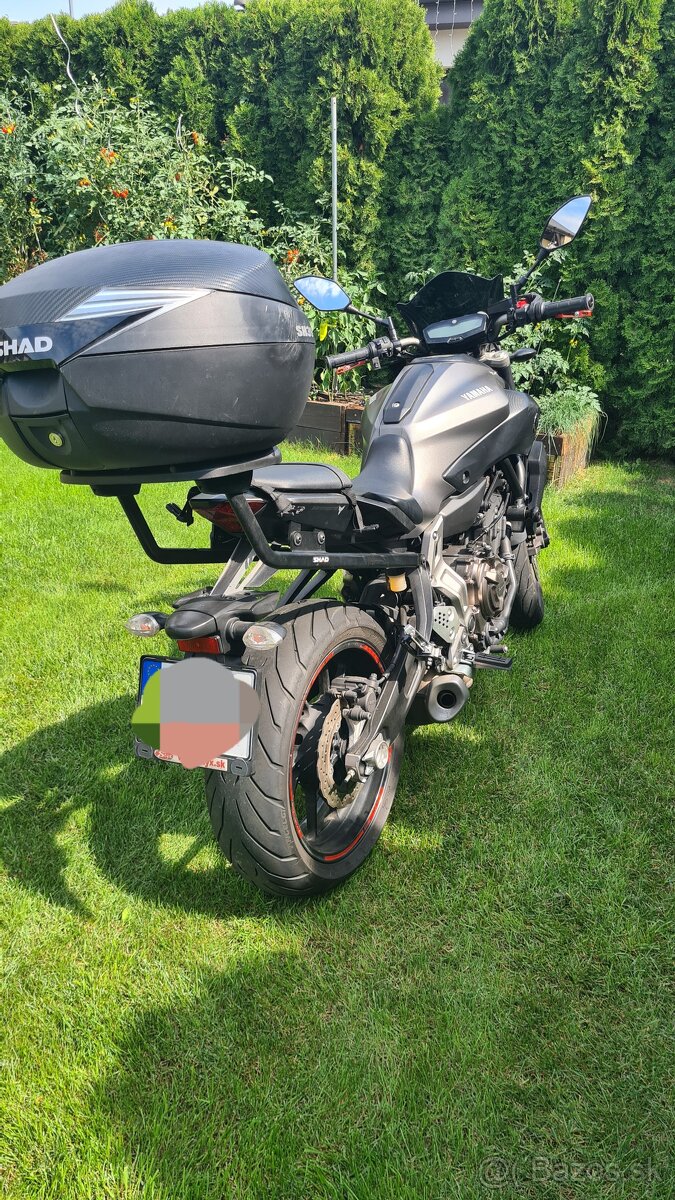 YAMAHA MT07 - 13
