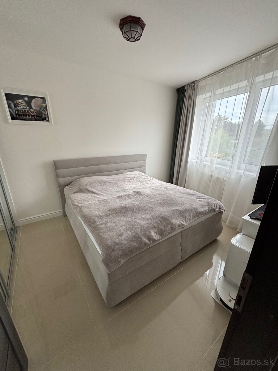 Prenájom moderného 2-izbového bytu - 13