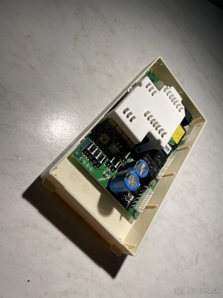 Jura diely- elektroniky, sparovacky a atd - 13