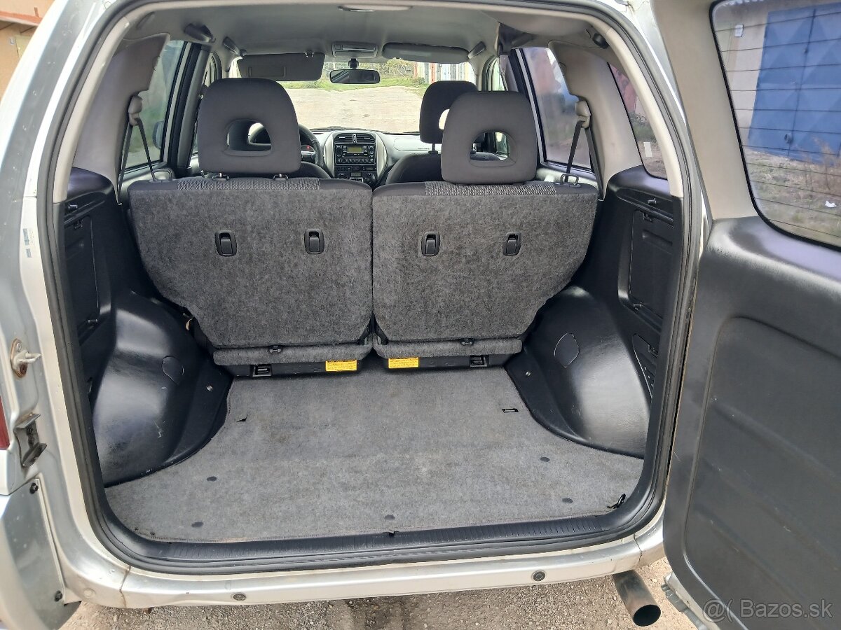 Predám Toyota Rav4 - 13