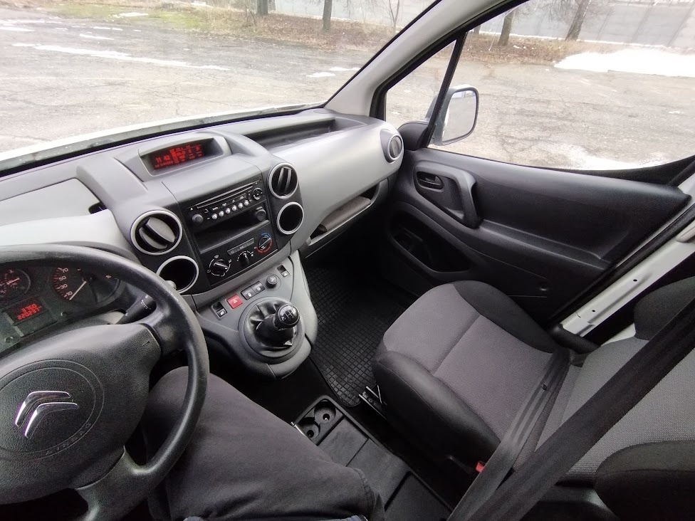 Predám Citroen Berlingo - 13