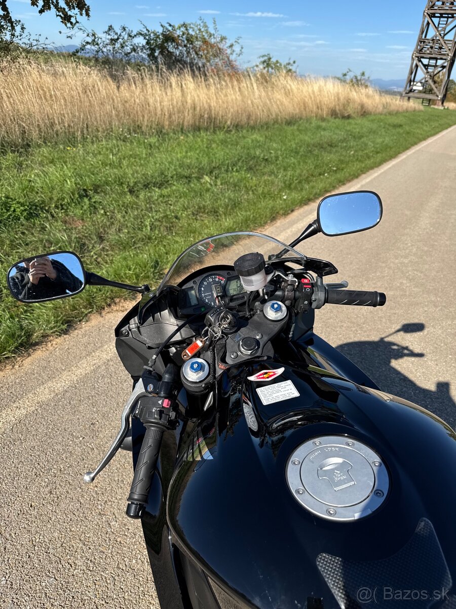 Honda CBR 600 RR (2007) Facelift - 13