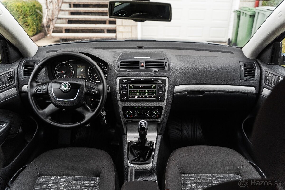 Škoda Octavia Combi 2.0 TDI CR DPF Elegance - 13