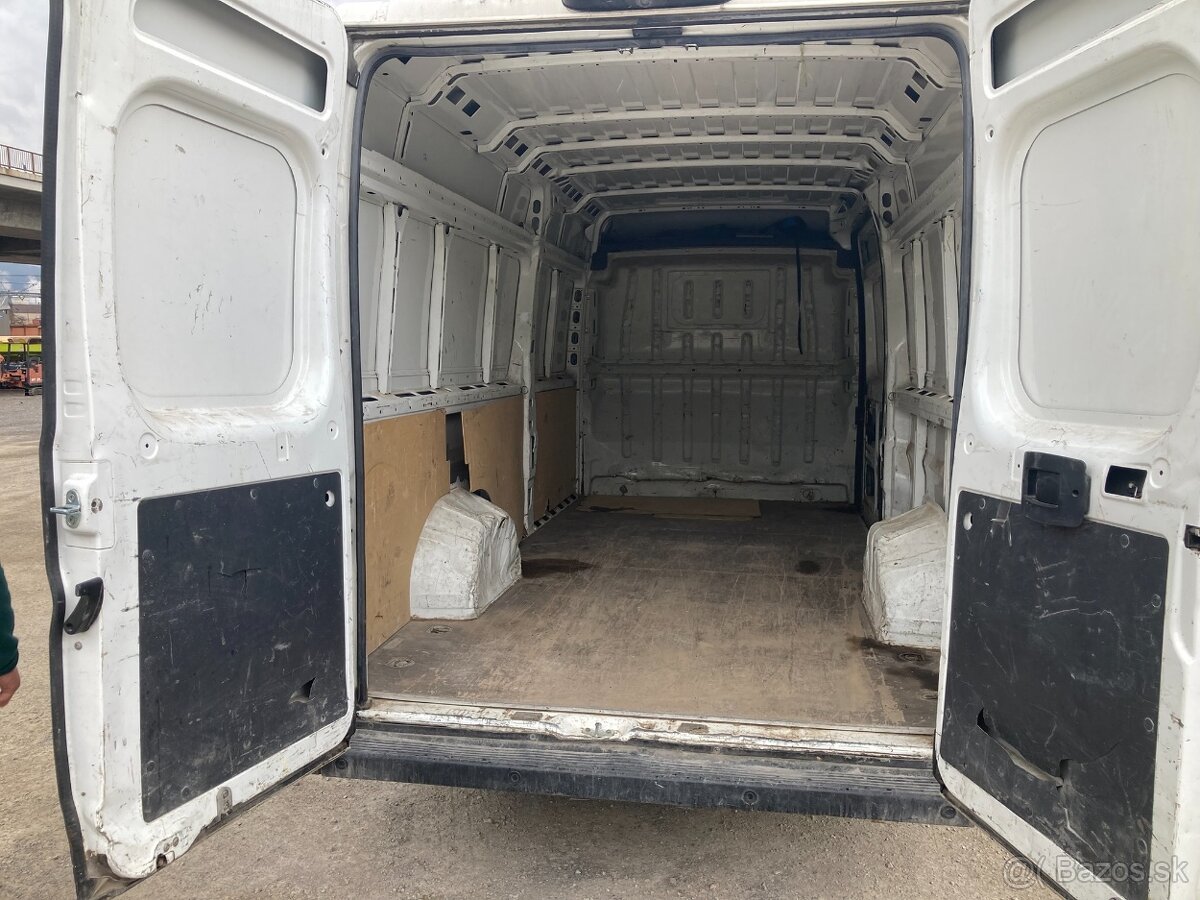 Peugeot Boxer 2.2 121 kW L4H2 - 13