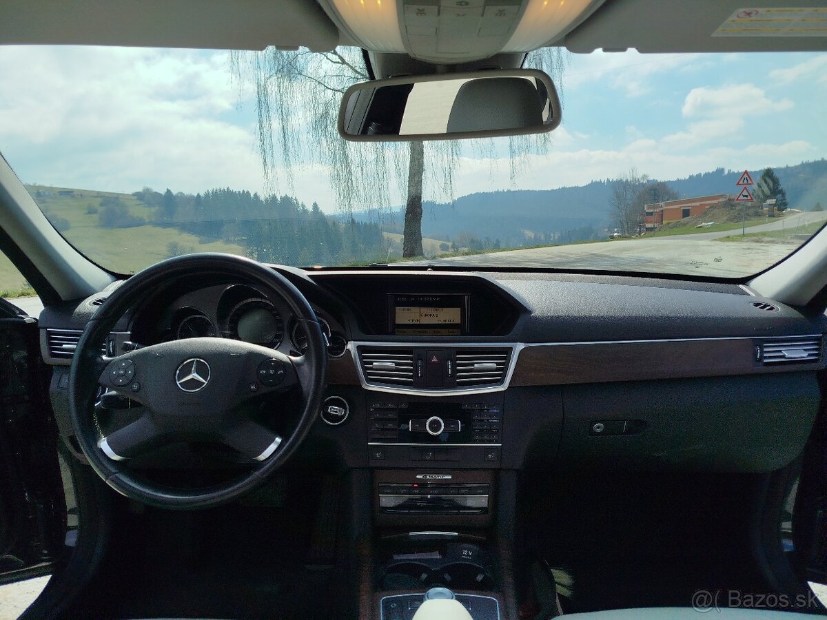Mercedes-Benz E350 W212 - 13