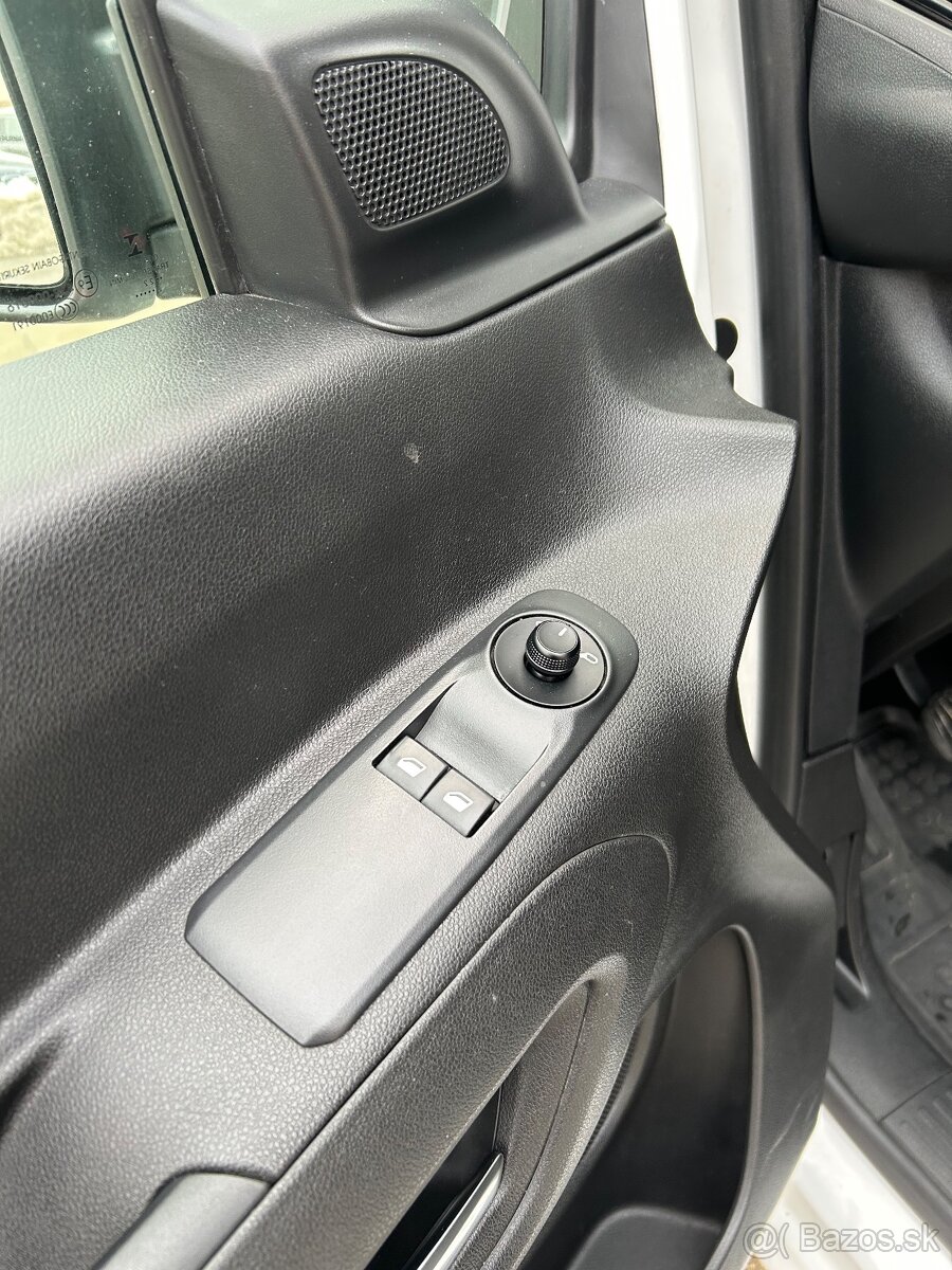 Opel Combo 1.2 Turbo - 13