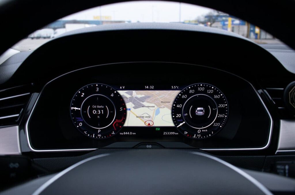 Volkswagen Passat Variant 2.0 BiTDI 240k Highline 4MOTION - 13