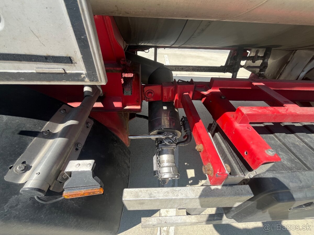 Vanhool cisterna ADR - 13
