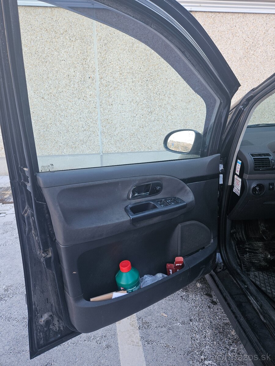 Volkswagen Sharan 1.9 TDI - 13