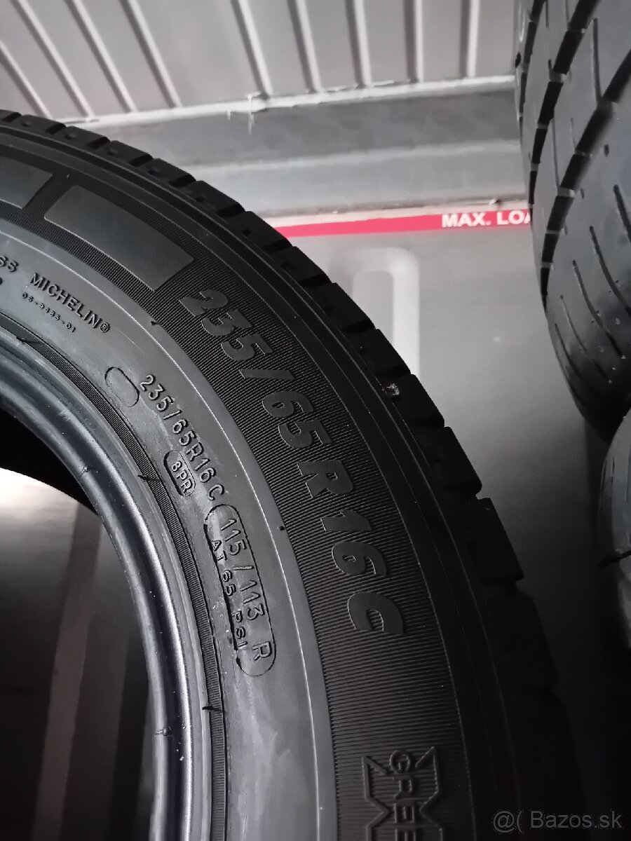 Pneumatiky Michelin 235/65R16C - 13