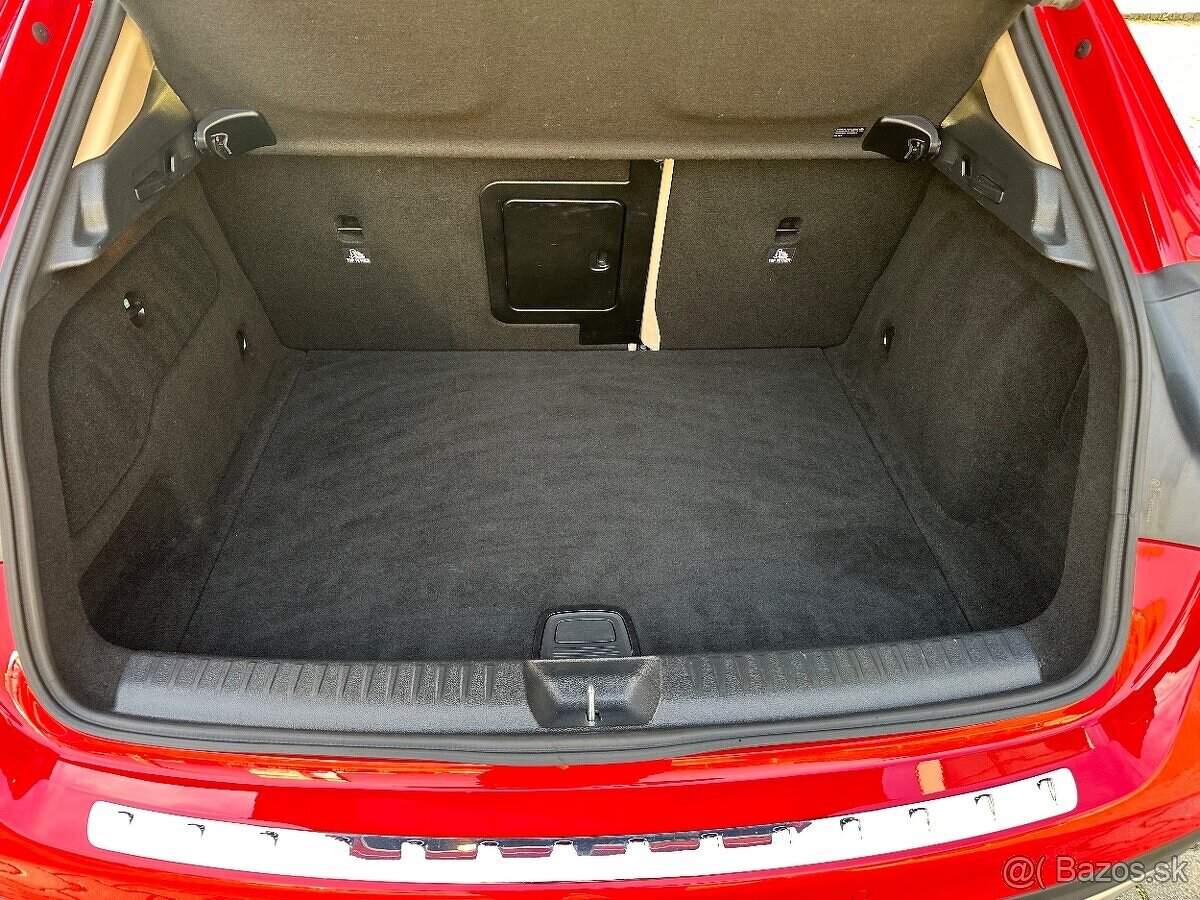 Mercedes Gla 180 benzín 96293km - 13