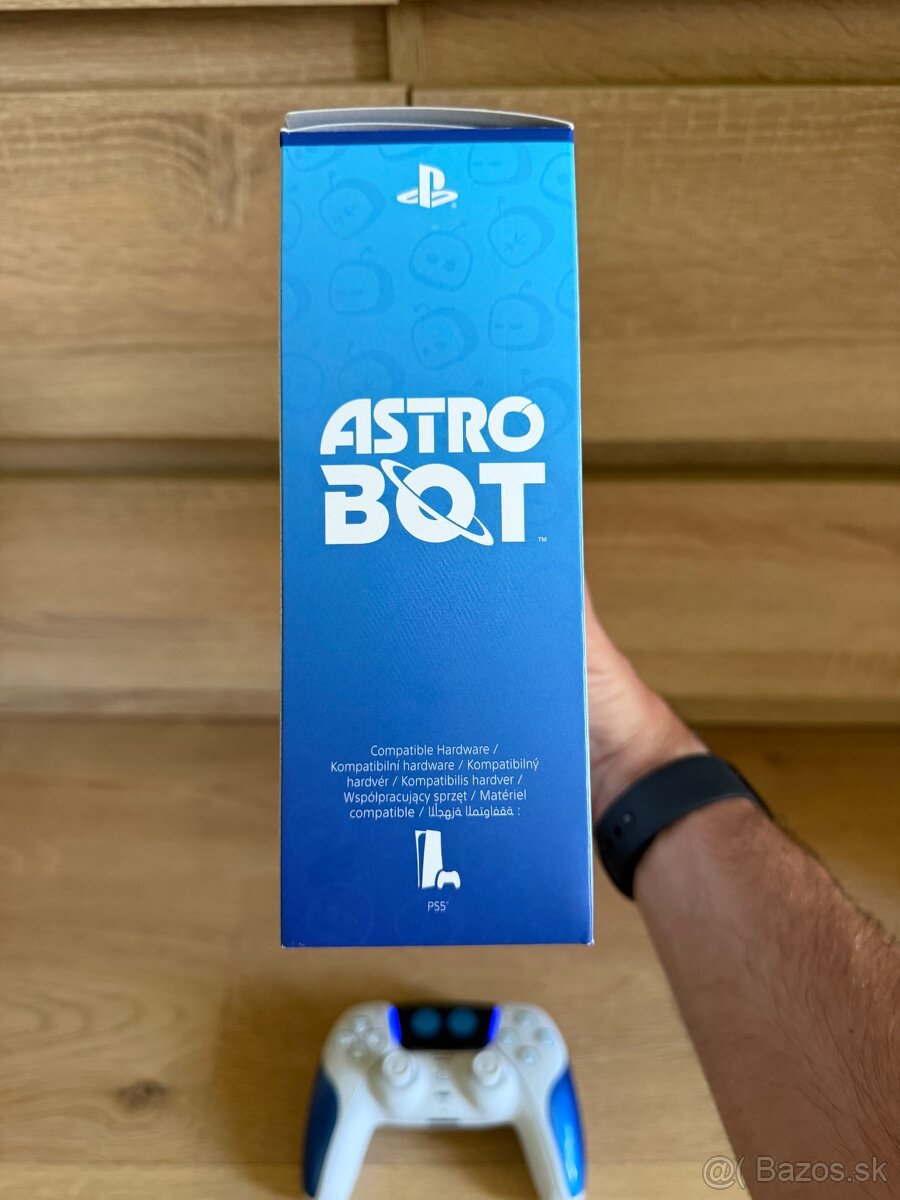 PS5 DualSense Astro Bot Limited Edition - 13