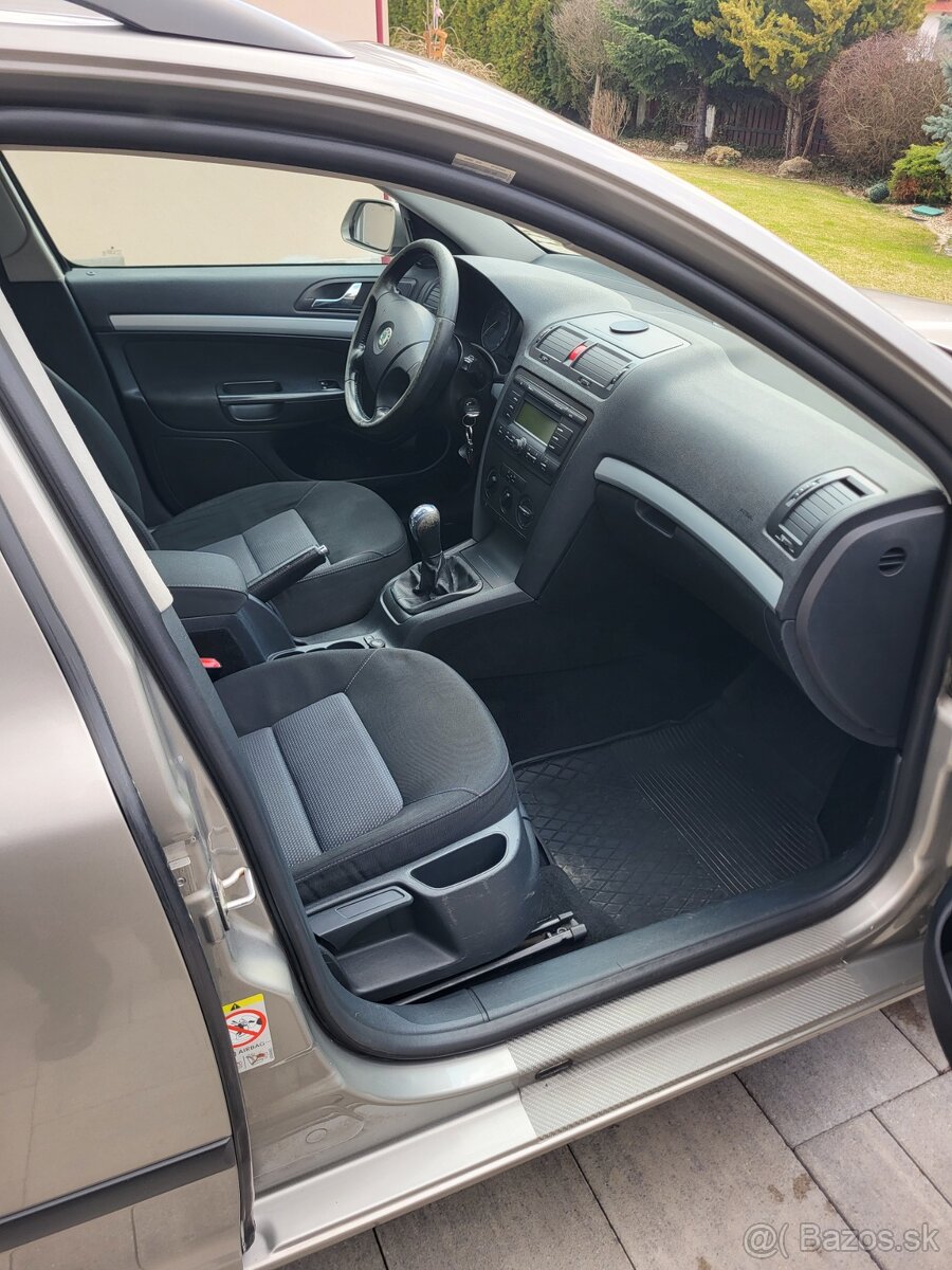 Škoda Octavia 2008 benzín + LPG 75kw - 13