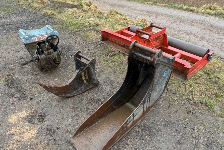 Prodám minibagr Wacker Neuson, 2013, 4580mth - 13