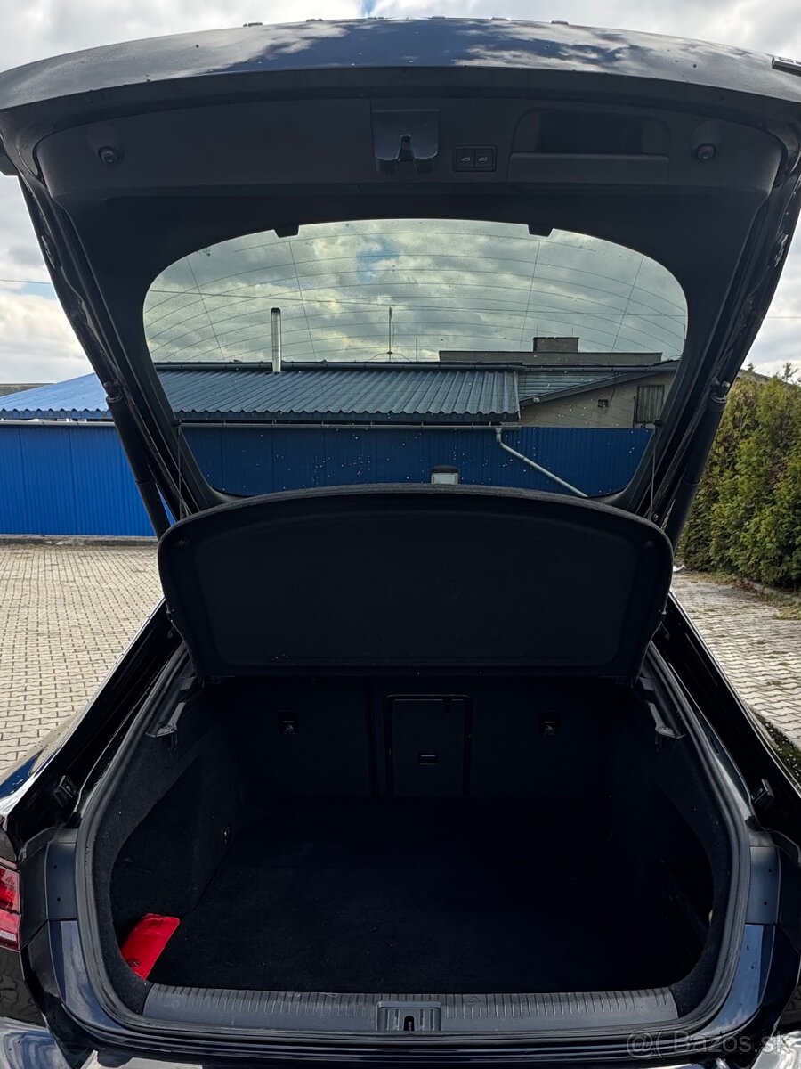 Volkswagen Arteon R-Line 4Motion DSG - 13