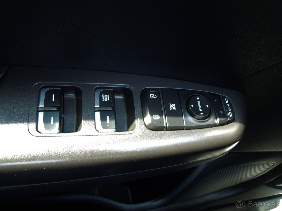 Kia Sportage, 1.7CRDi ORIG.KM - SERVIS - 13