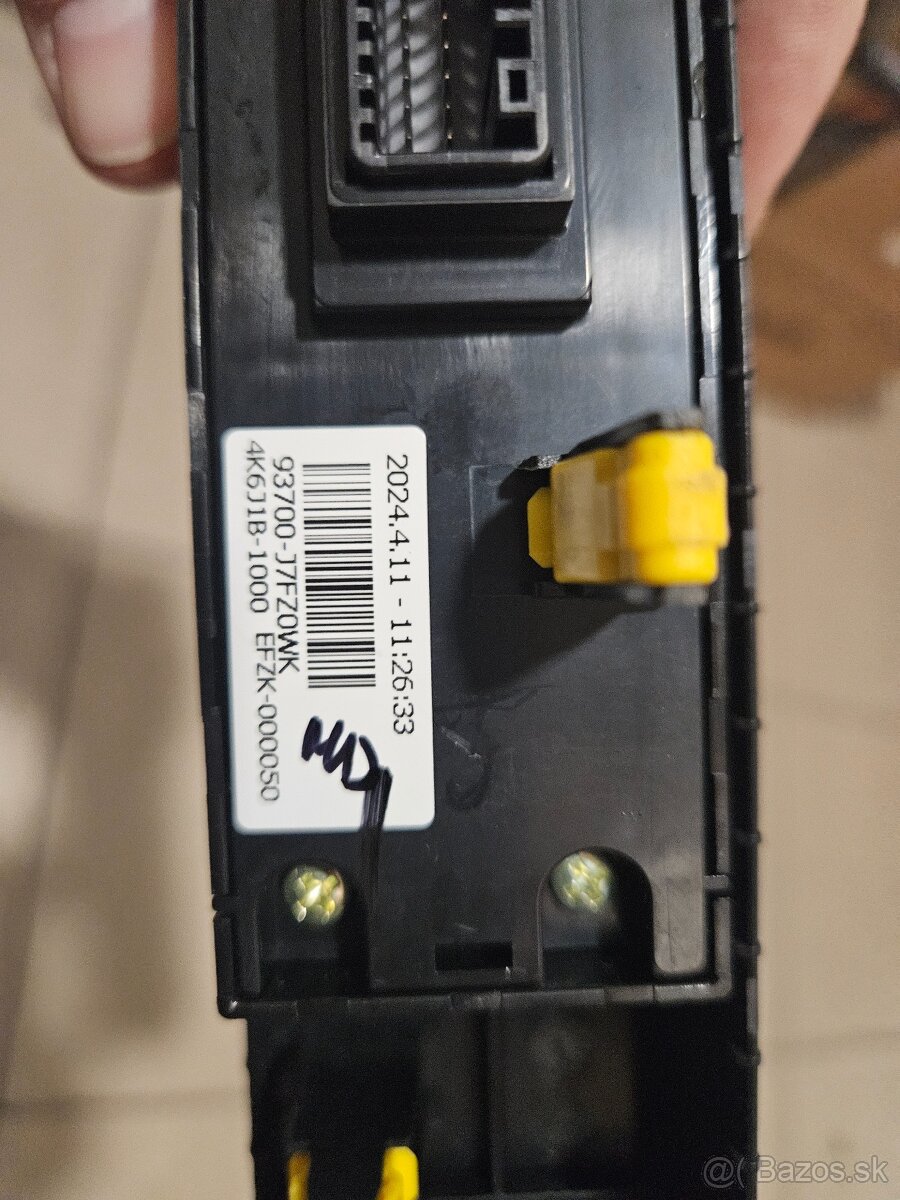 Diely na Kia Ceed SW 2024 - 13