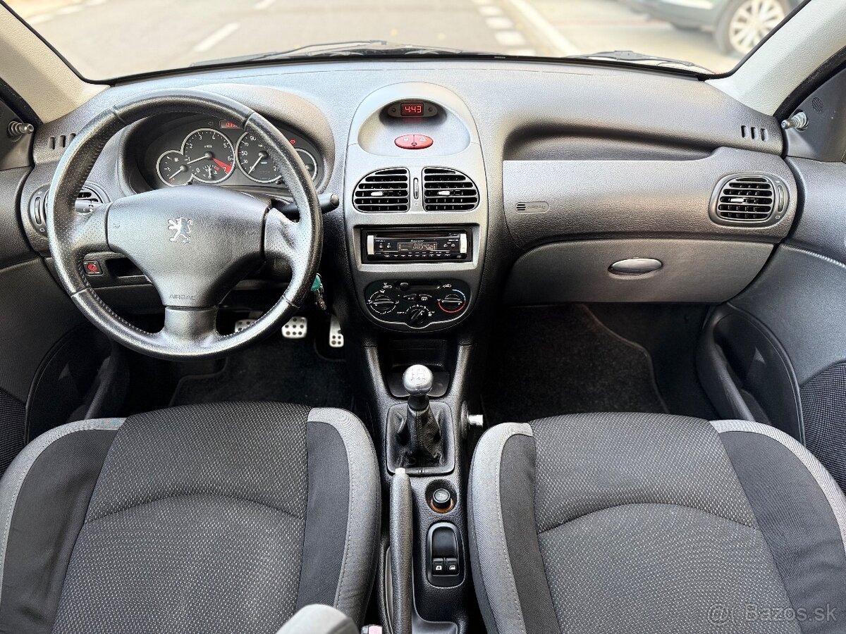 Peugeot 206 1.4 benzín 55 kw - 13