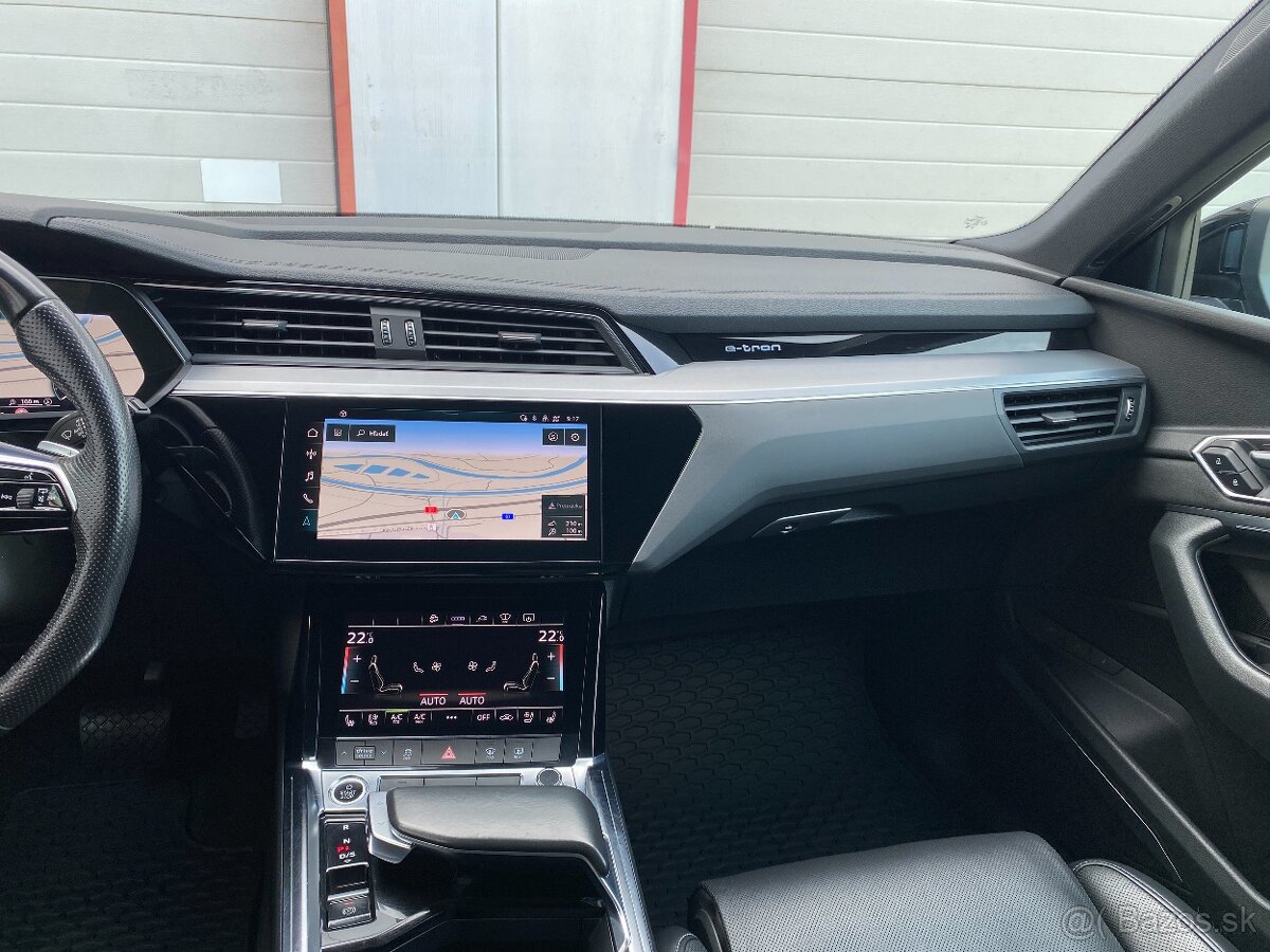 Audi E-tron 55 quattro S line DPH - 13