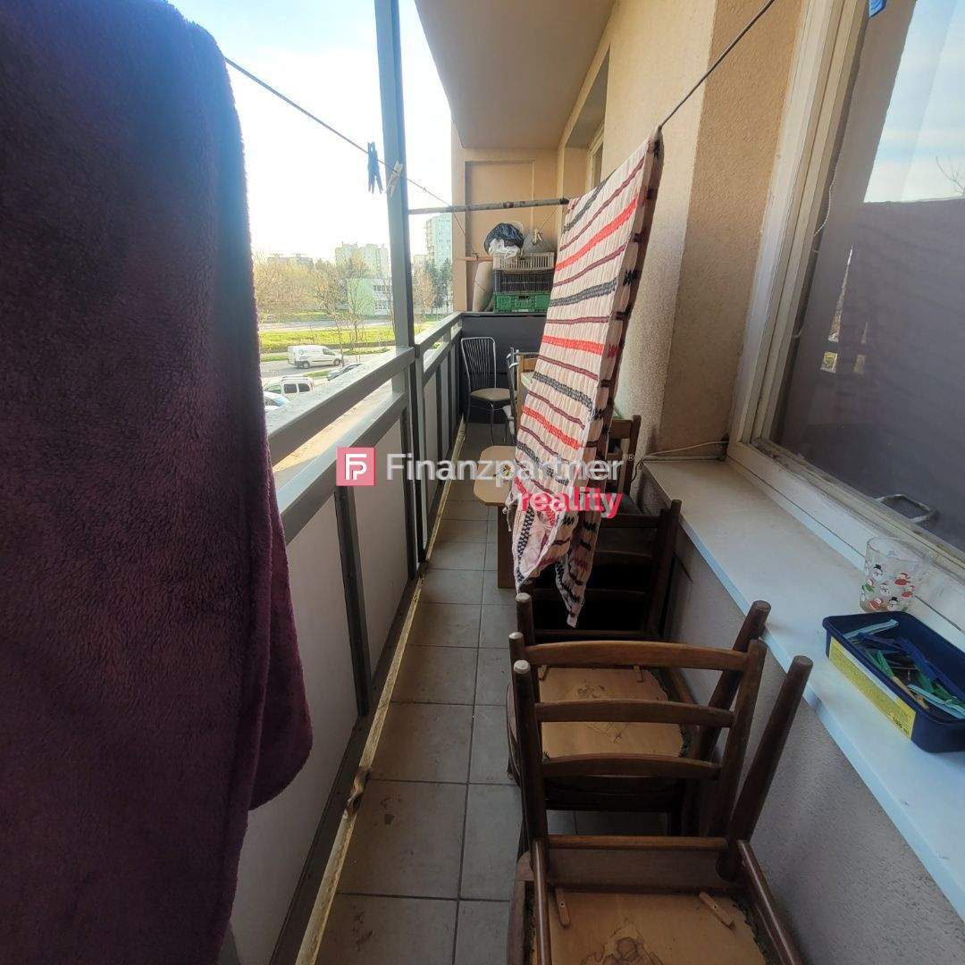 Ponúkame Vám na predaj 2 izbový byt v Nových Zámkoch - 13