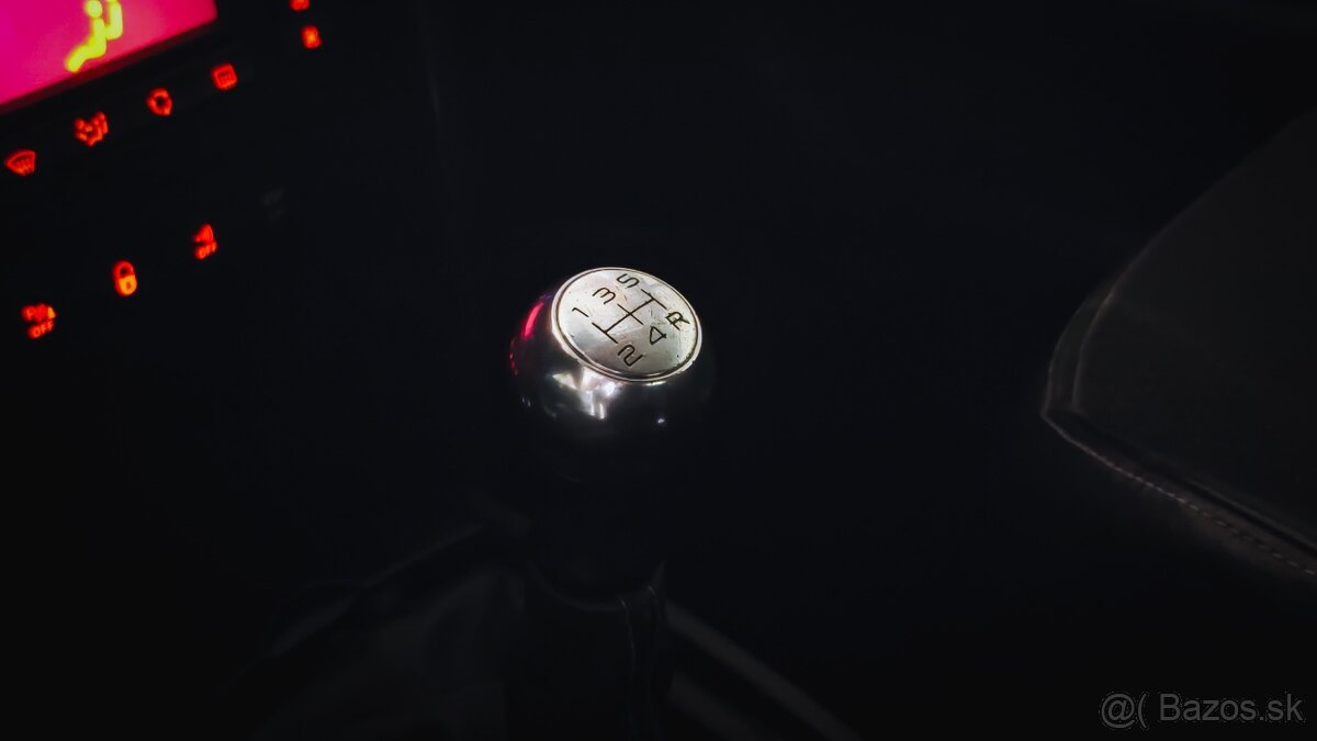 Peugeot 207 GTI - 13