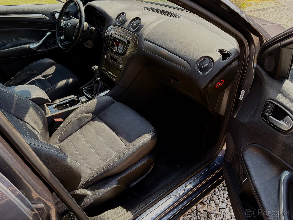 Ford Mondeo - 13