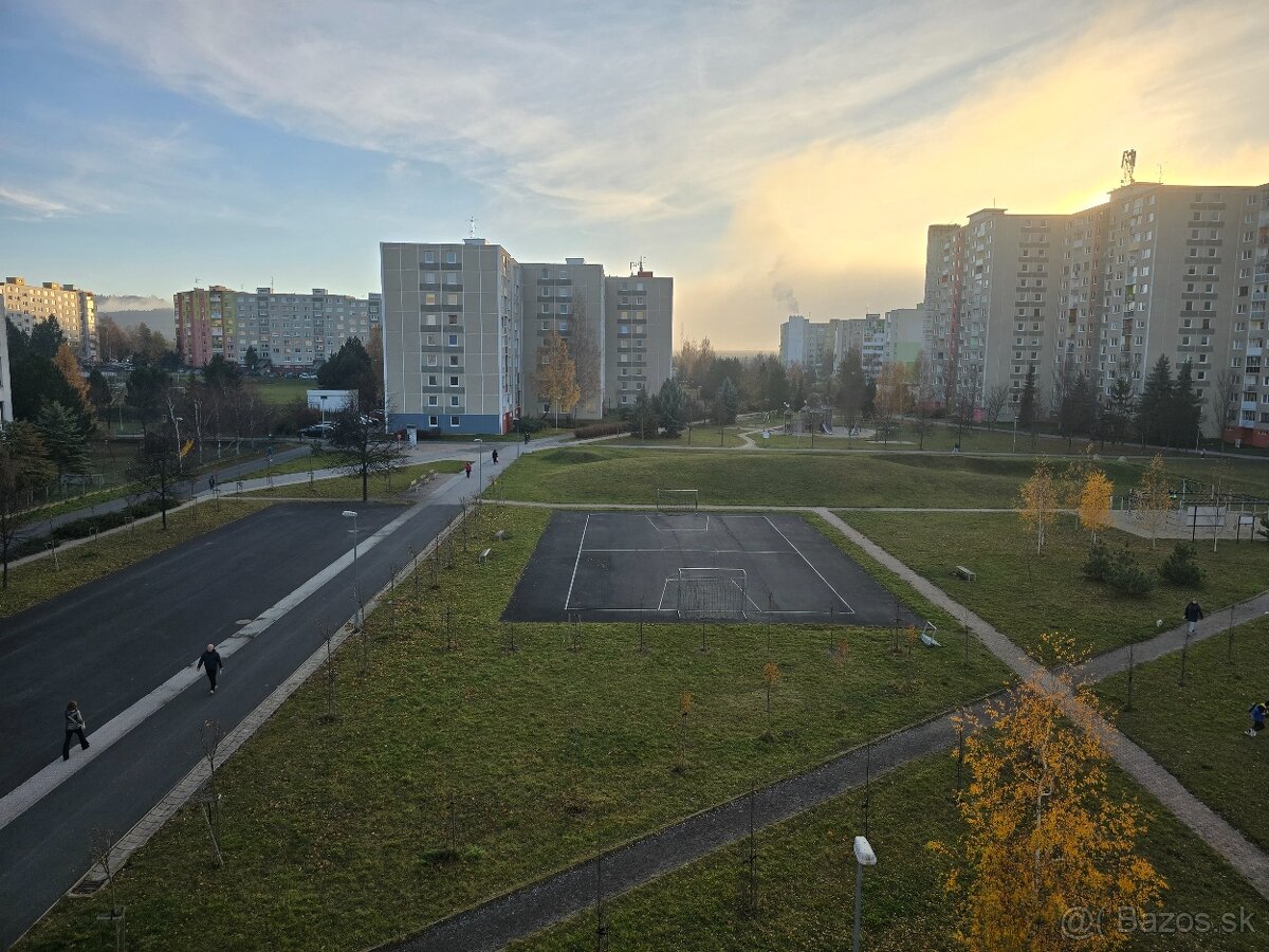 Predám 3 izbový byt v Poprade , ul. Novomeského - 13